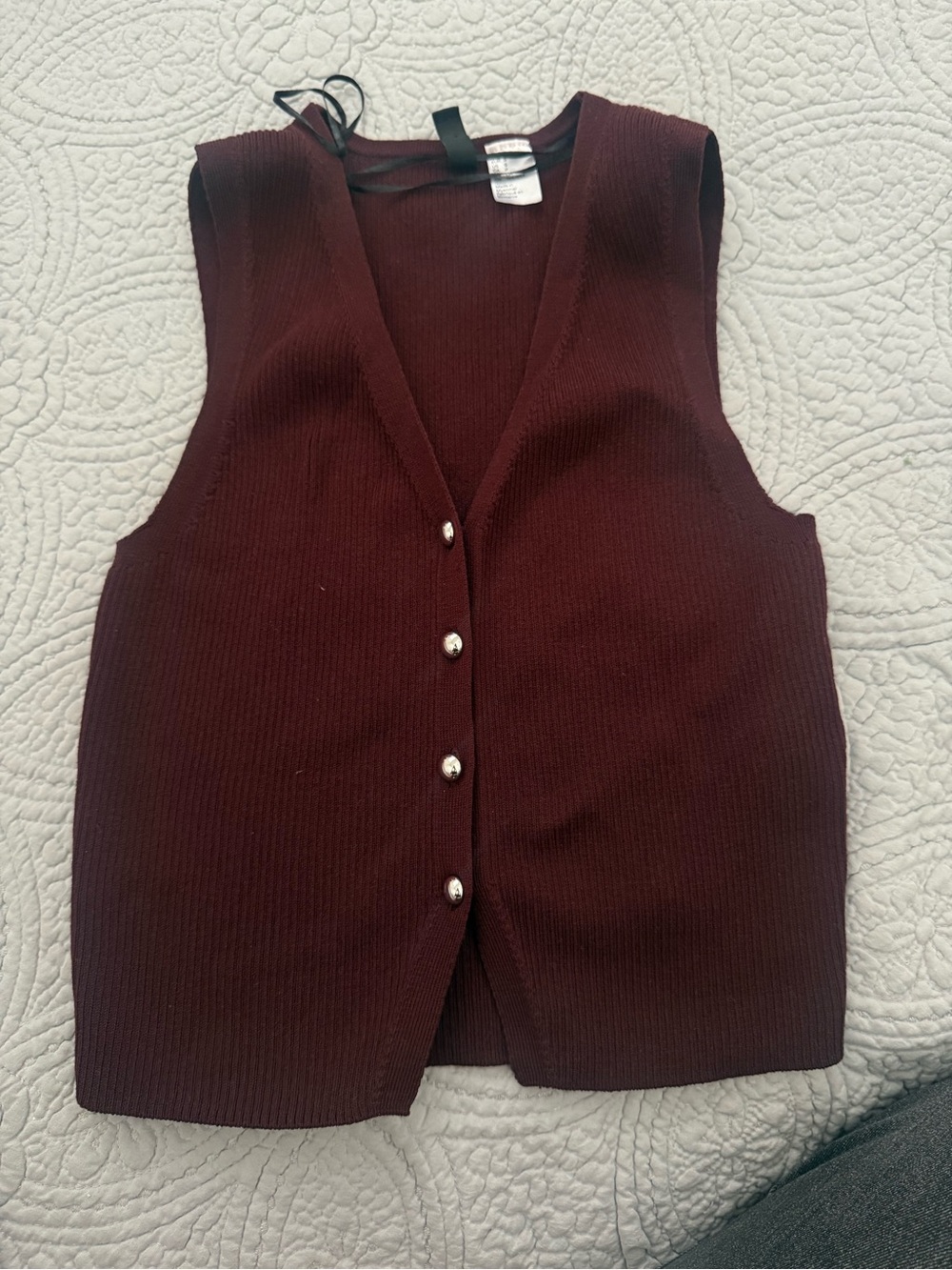 H&M Deep Burgundy Ribbed Button-Front Sleeveless Top